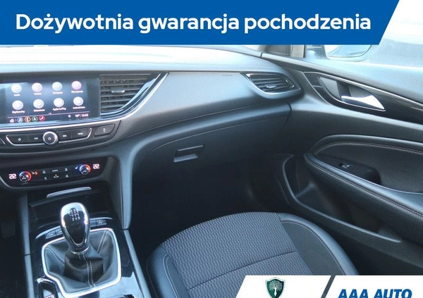 Opel Insignia cena 68501 przebieg: 102701, rok produkcji 2018 z Cieszyn małe 277